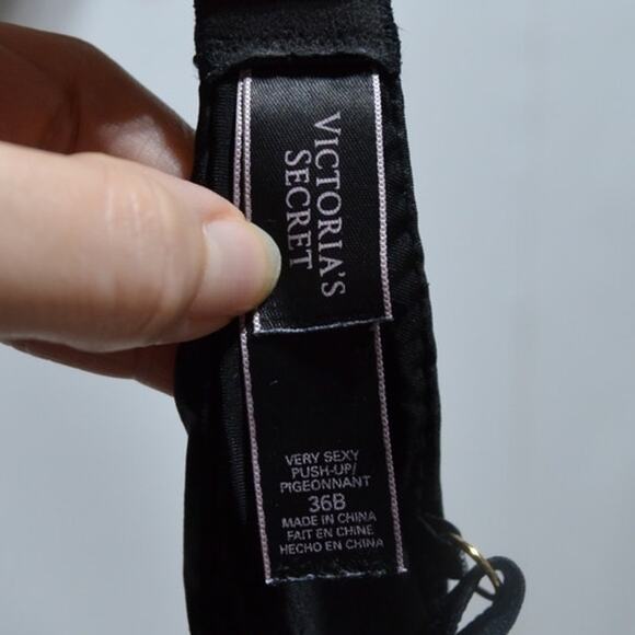 Victoria's Secret Very Sexy Blue with Black Lace Push up Bra Size 36B - Picture 3 of 6